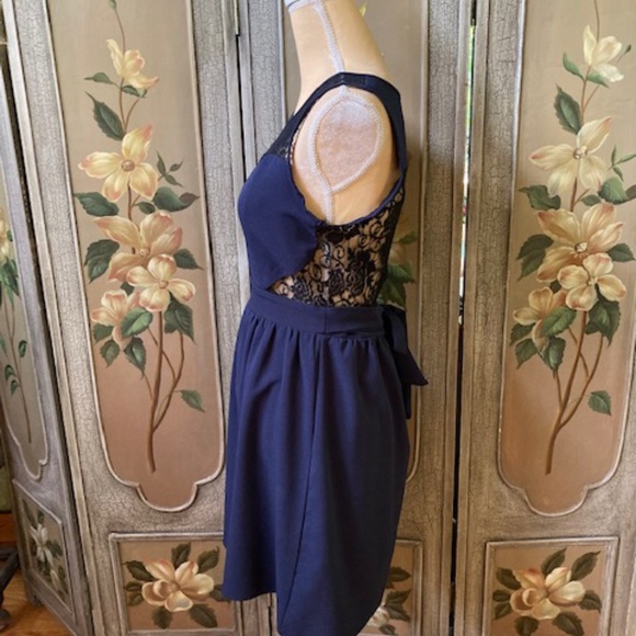 MAX AND RUBY navy sleeveless dress Size Medium - Picture 2 of 5